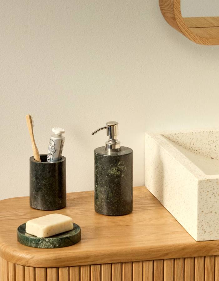 Distributeur de savon Elenei en marbre vert